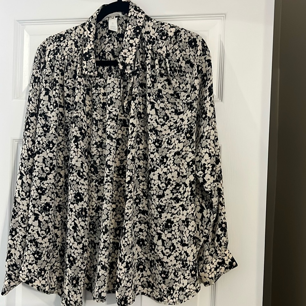 H&M blouse button up